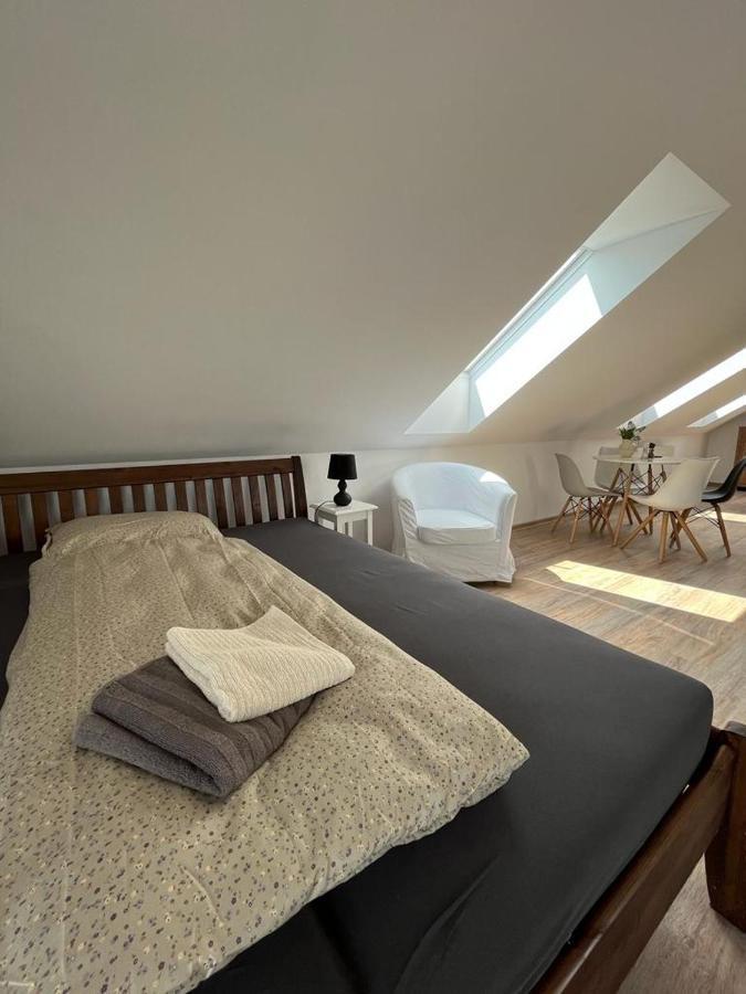 Besiny Apartmany Tobias מראה חיצוני תמונה